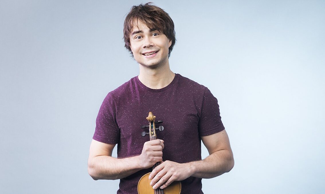 Vicky Leandros opent semi 1, Lordi, Rybak en Ruslana pauze-act in finale